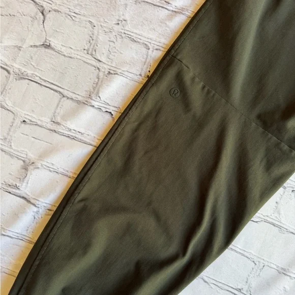 Lululemon Men's ABC Jogger Pants Olive Large Pull On Athletic Zip Pockets EUC - Picture 16 of 16